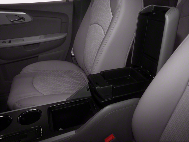 2011 Chevrolet Traverse 2LT
