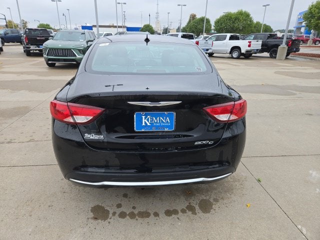 2016 Chrysler 200 C