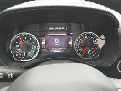 2020 RAM 1500 Laramie Crew Cab 4x4 5'7" Box