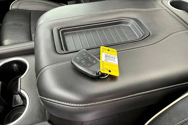 2023 GMC Yukon XL SLT