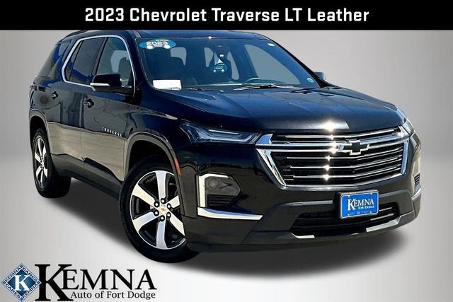 2023 Chevrolet Traverse LT Leather