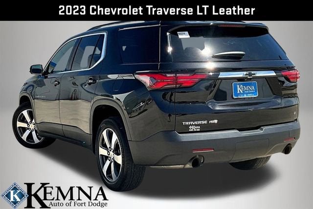 2023 Chevrolet Traverse LT Leather