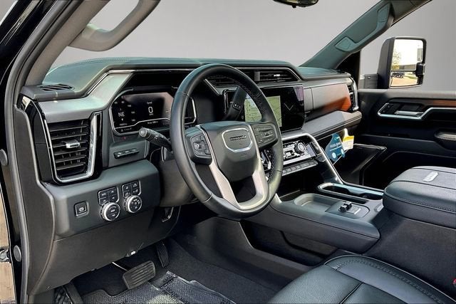 2025 GMC Sierra 3500 HD Denali