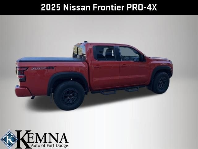 2025 Nissan Frontier Crew Cab PRO-4X 4x4