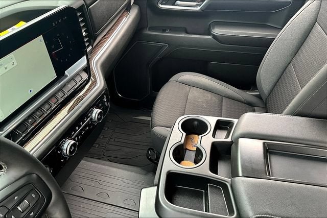 2024 GMC Sierra 1500 SLE