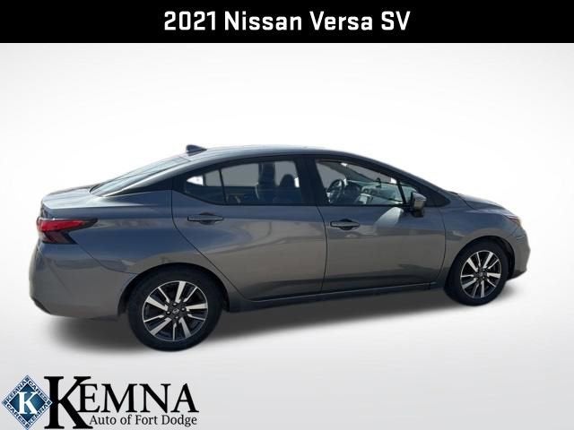 2021 Nissan Versa SV Xtronic CVT