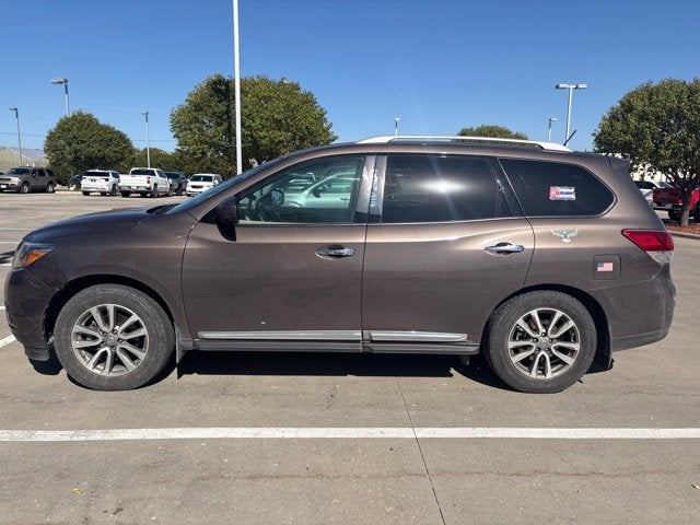 2016 Nissan Pathfinder SL