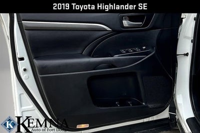 2019 Toyota Highlander SE