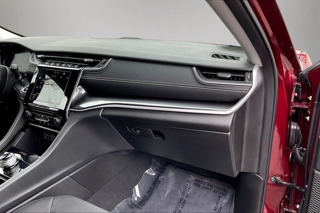 2023 Jeep Grand Cherokee Laredo 4x4