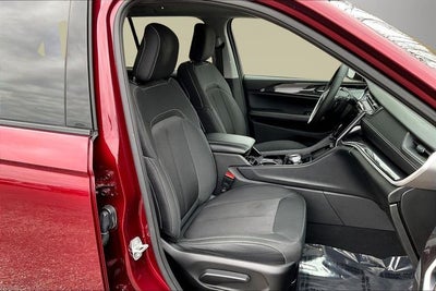 2023 Jeep Grand Cherokee Laredo 4x4