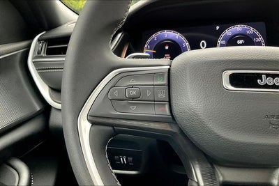 2025 Jeep Grand Cherokee Laredo X 4x4