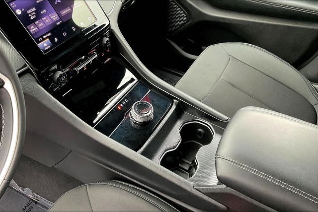 2025 Jeep Grand Cherokee Laredo X 4x4
