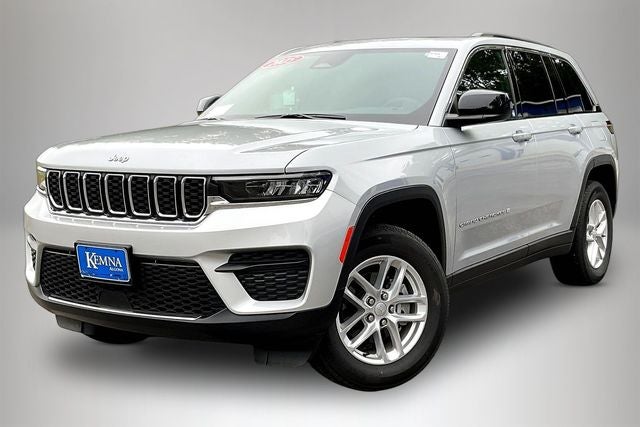2025 Jeep Grand Cherokee Laredo X 4x4