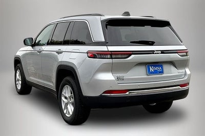 2025 Jeep Grand Cherokee Laredo X 4x4