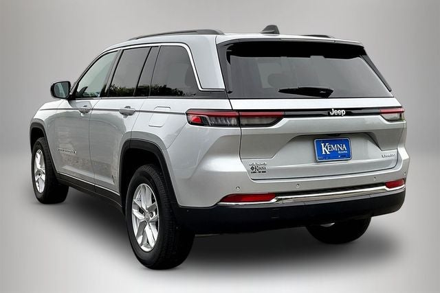 2025 Jeep Grand Cherokee Laredo X 4x4