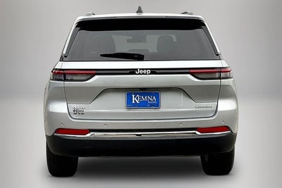 2025 Jeep Grand Cherokee Laredo X 4x4