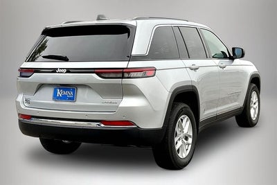 2025 Jeep Grand Cherokee Laredo X 4x4