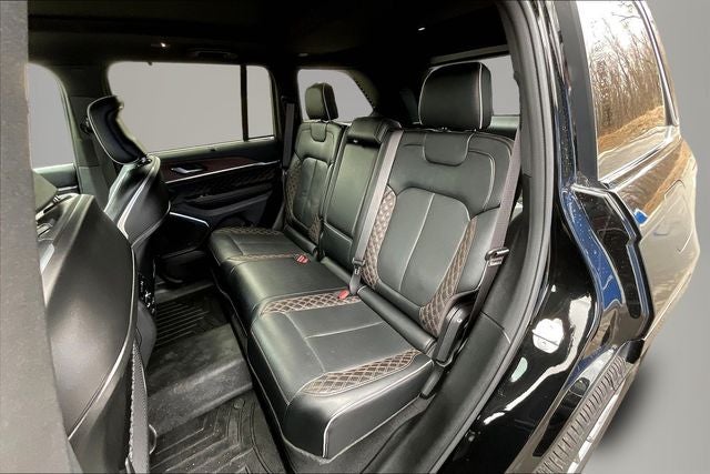 2022 Jeep Grand Cherokee Summit 4x4