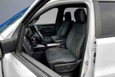 2020 RAM 1500 Big Horn Crew Cab 4x4 5'7' Box