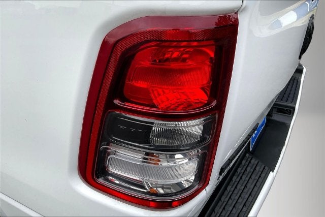 2020 RAM 1500 Big Horn Crew Cab 4x4 5'7' Box