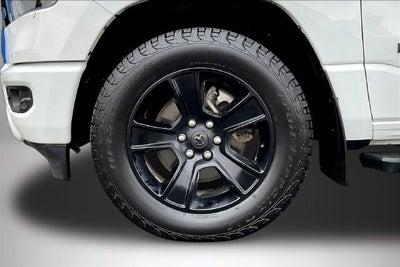 2020 RAM 1500 Big Horn Crew Cab 4x4 5'7' Box
