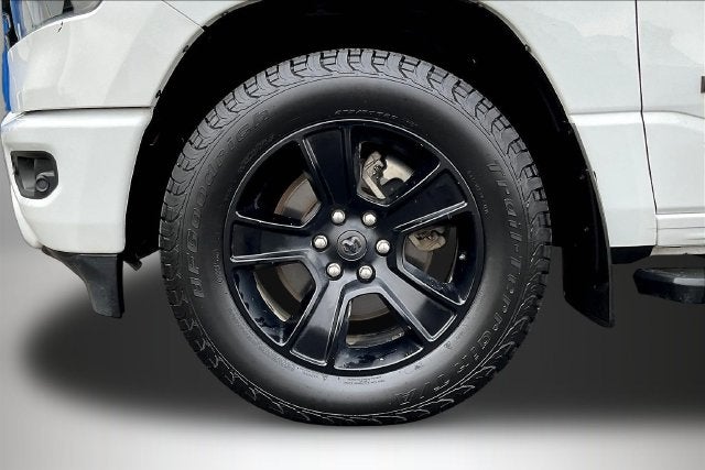 2020 RAM 1500 Big Horn Crew Cab 4x4 5'7' Box