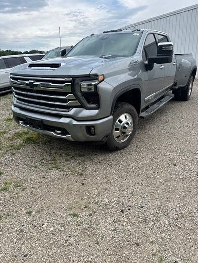 2026 Chevrolet Silverado 3500 HD Crew Cab, Long Bed, High Country Dual Rear Wheel, RWD