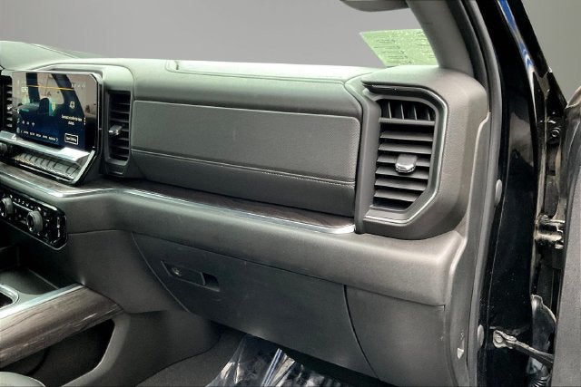 2023 Chevrolet Silverado 1500 4WD Crew Cab Short Bed LTZ