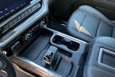 2022 Chevrolet Silverado 1500 4WD Crew Cab Short Bed LTZ