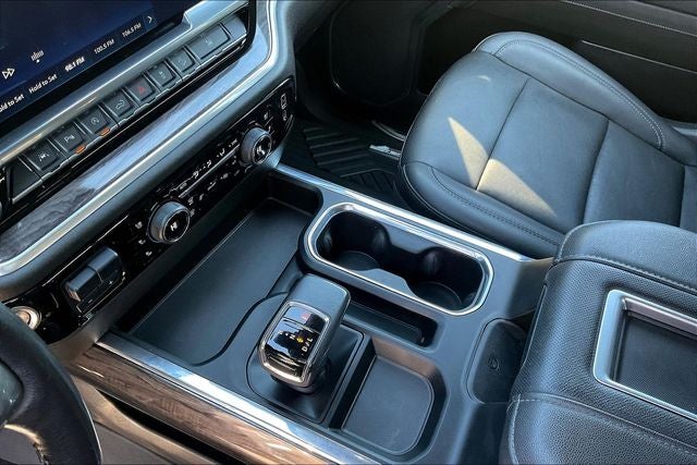 2022 Chevrolet Silverado 1500 4WD Crew Cab Short Bed LTZ