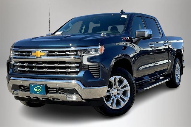 2022 Chevrolet Silverado 1500 4WD Crew Cab Short Bed LTZ