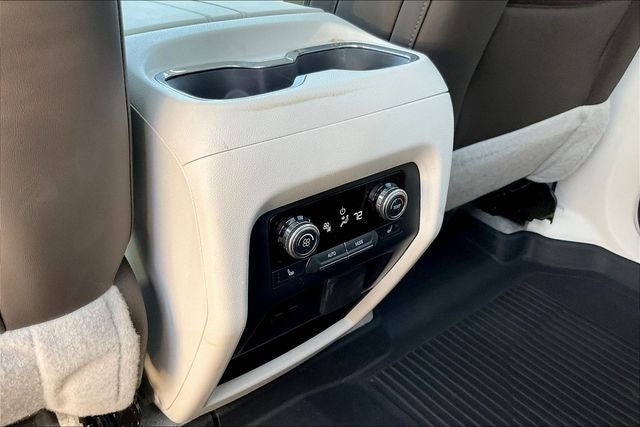 2024 GMC Acadia AWD Denali