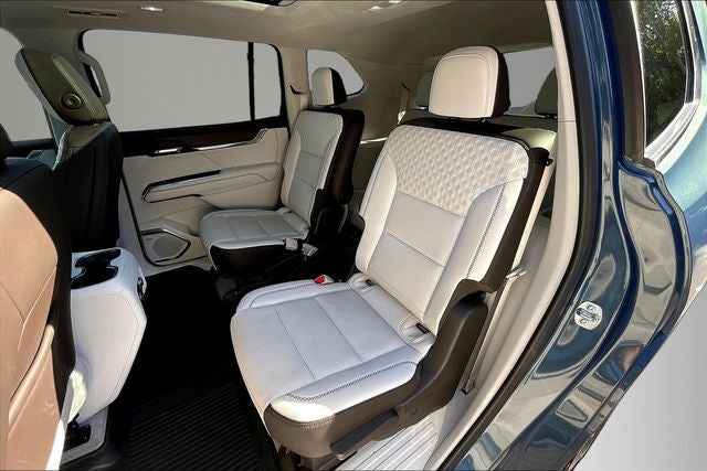 2024 GMC Acadia AWD Denali