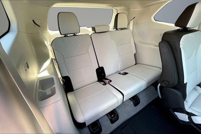 2024 GMC Acadia AWD Denali