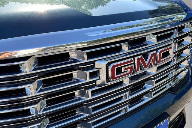 2024 GMC Acadia AWD Denali
