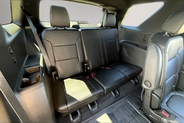 2023 Chevrolet Traverse AWD LT Leather