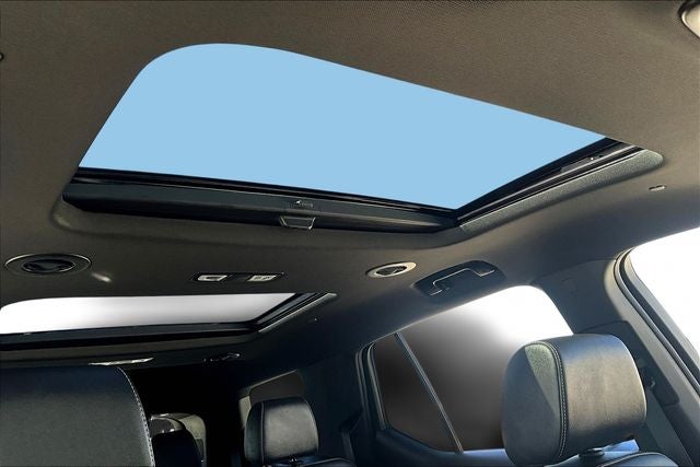 2023 Chevrolet Traverse AWD LT Leather