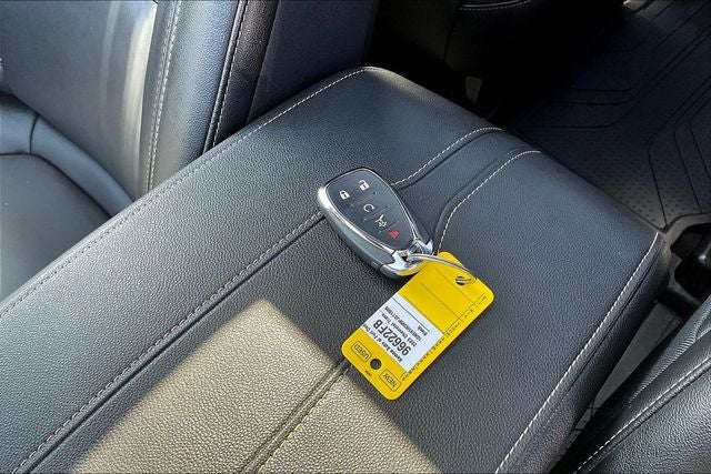 2023 Chevrolet Traverse AWD LT Leather