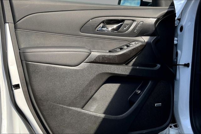 2023 Chevrolet Traverse AWD High Country