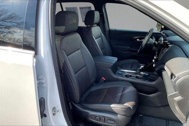 2023 Chevrolet Traverse AWD High Country