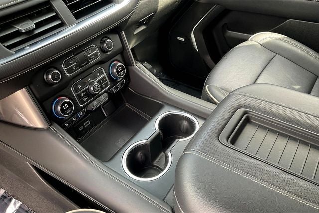 2023 Chevrolet Suburban 4WD Premier