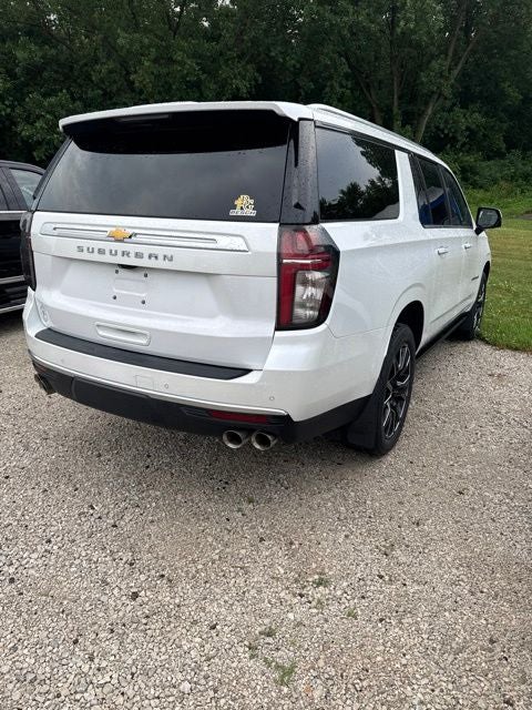 2023 Chevrolet Suburban 4WD High Country