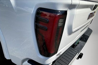2024 GMC Sierra 2500HD 4WD Crew Cab Standard Bed AT4