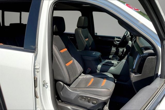2024 GMC Sierra 2500HD 4WD Crew Cab Standard Bed AT4