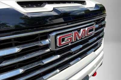 2024 GMC Sierra 2500HD 4WD Crew Cab Standard Bed AT4