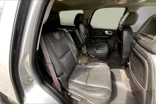 2013 Cadillac Escalade Platinum Edition