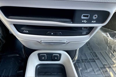 2017 Chrysler Pacifica Touring-L Plus