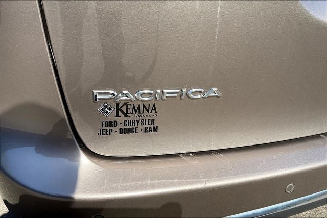 2017 Chrysler Pacifica Touring-L Plus