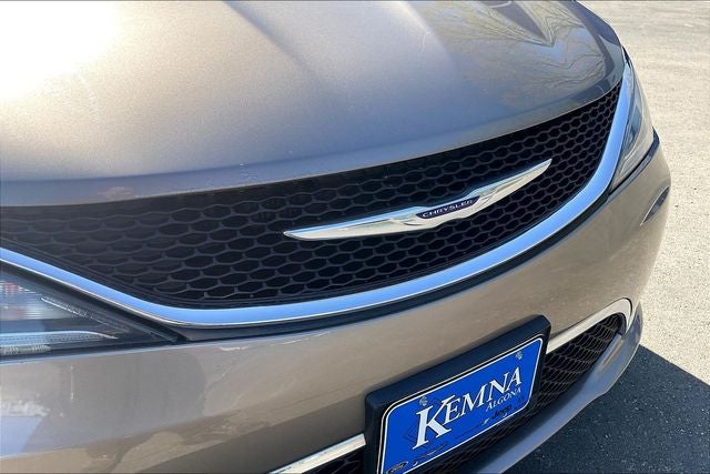 2017 Chrysler Pacifica Touring-L Plus
