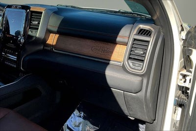 2020 RAM 3500 Laramie Longhorn Crew Cab 4x4 8' Box